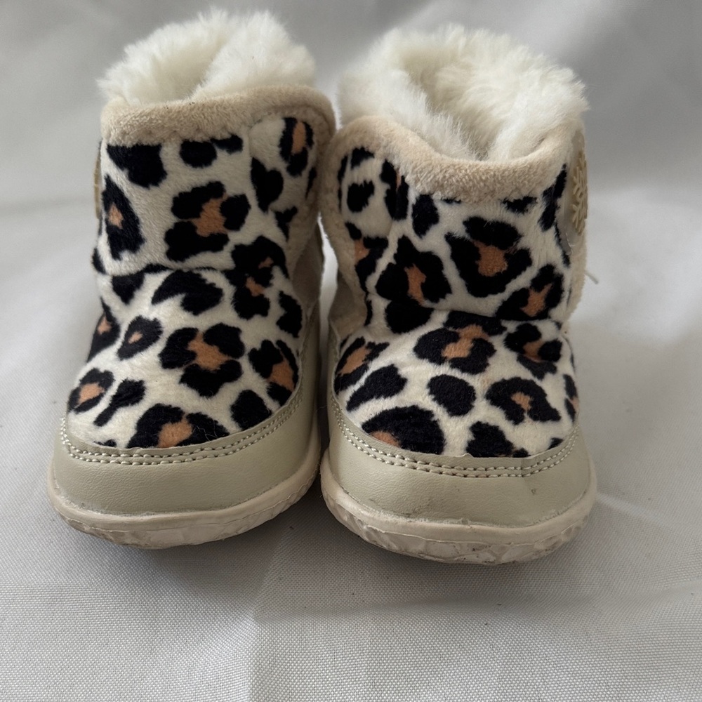 Amazon Kids Leopard Print Boots with Faux Fur